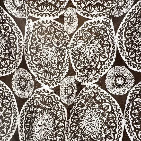 Talbots Womens Sz 14 Brown Mandala Patterned Pleated Silk Blend Sleeveless Shirt - Picture 2 of 7